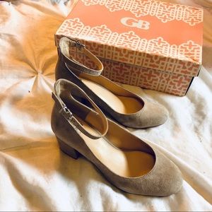 Flats with small chunky heel w/ strap detail